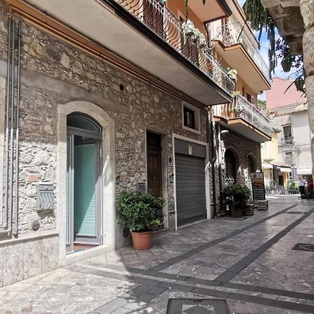 luxury Apartment Carmen n 2 Centro Storico di Taormina Exterior foto